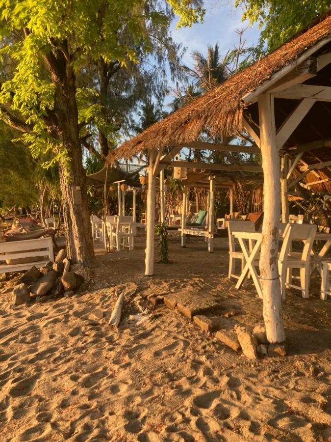 Gili Air Santay Bungalows Dış mekan fotoğraf